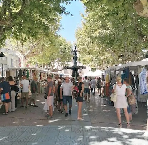 Lejlighed En Plein Centre A 100m Du Port