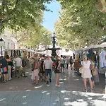 Apartamento En Plein Centre à 100m Du Port