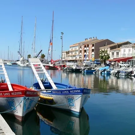 En Plein Centre à 100m Du Port Mèze