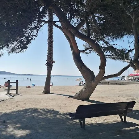 En Plein Centre à 100m Du Port * Mèze