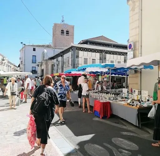 Apartmán En Plein Centre A 100m Du Port *