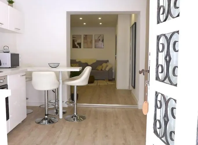 En Plein Centre A 100m Du Port Apartmán